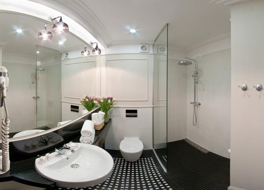 Hotel Focus Люблін Екстер'єр фото